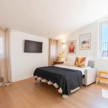 Beau T2 -terrasse- Central- Bord De 50m - Clim לה קיוטאט